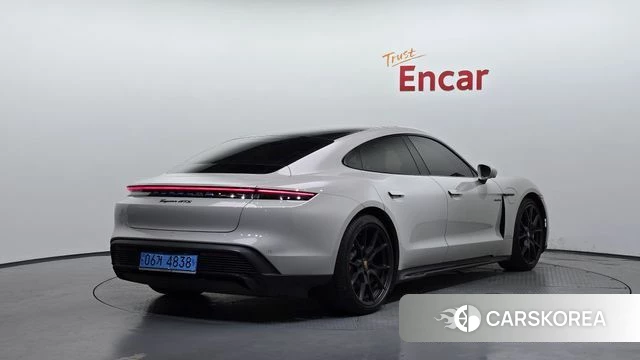 Porsche Taycan id 4778647 из Кореи 12