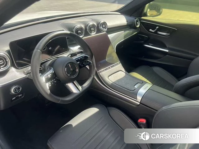 Mercedes-Benz C-class 2024 Белый из Китая, фото 2