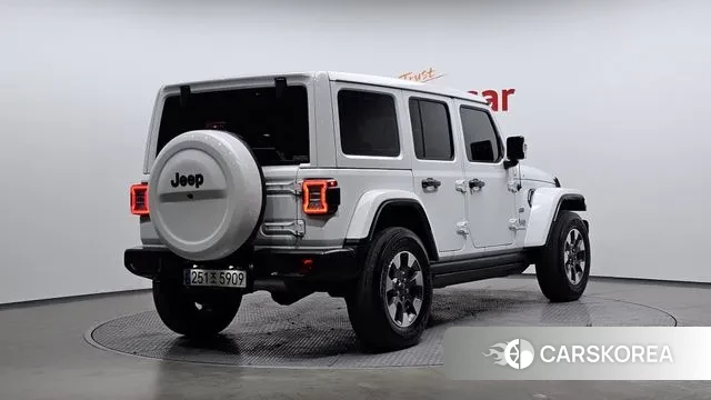 Jeep Wrangler (JL) id 3507776 из Кореи 12