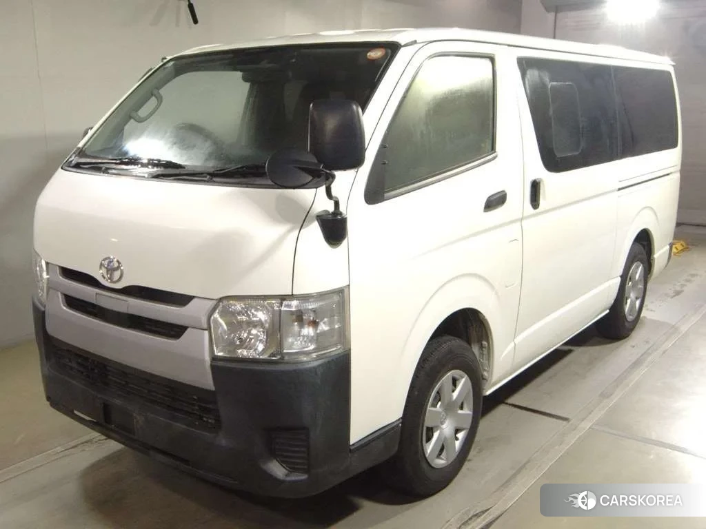 Toyota HiAce Van 2018 из Японии, фото 2