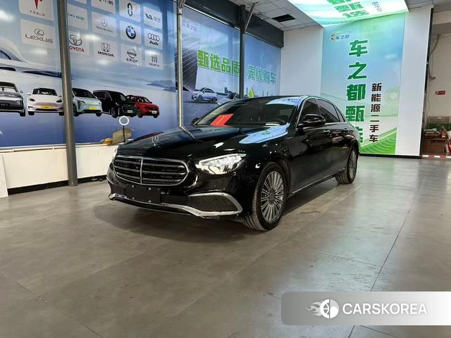 Mercedes-Benz E-Class 2023 Черный из Китая, фото 2