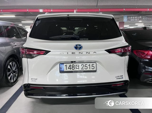 Toyota Sienna 4th Generation 2021 Белый из Кореи, фото 4