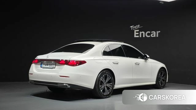 Mercedes-Benz E-Class W214 id 4964421 из Кореи 12