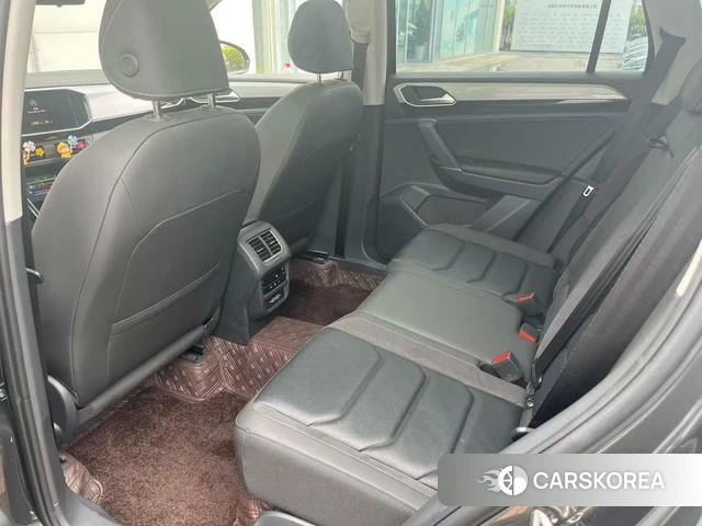 Volkswagen Tayron 2022 Черный из Китая, фото 2