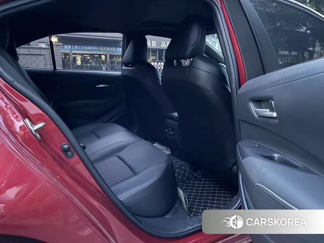 Toyota Levin 2021 Красный из Китая, фото 4