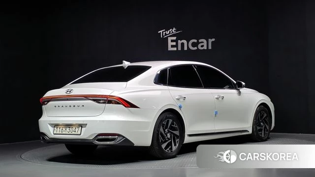 Hyundai The New Grandeur IG Hybrid id 4942389 из Кореи 12