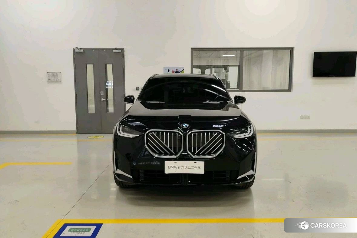 BMW X3 2025 Черный из Китая, фото 2