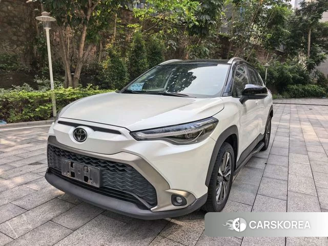 Toyota Frontlander 2022 Белый из Китая, фото 6