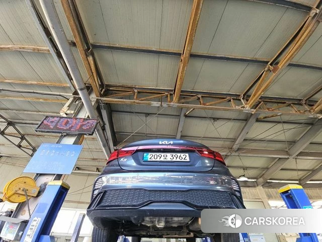 Kia The New K3 2nd generation 2022 Серый из Кореи, фото 2