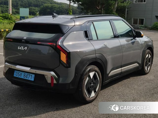 Kia EV3 id 4739128 из Кореи 12