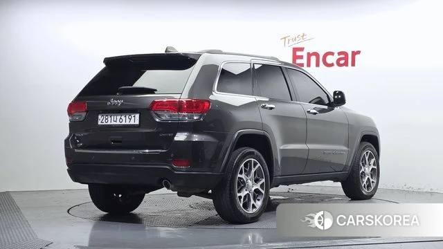 Jeep Grand Cherokee id 4930622 из Кореи 12