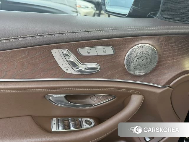 Mercedes-Benz E-Class 2021 Черный из Китая, фото 6