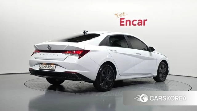 Hyundai Avante Hybrid (CN7) id 4936384 из Кореи 12