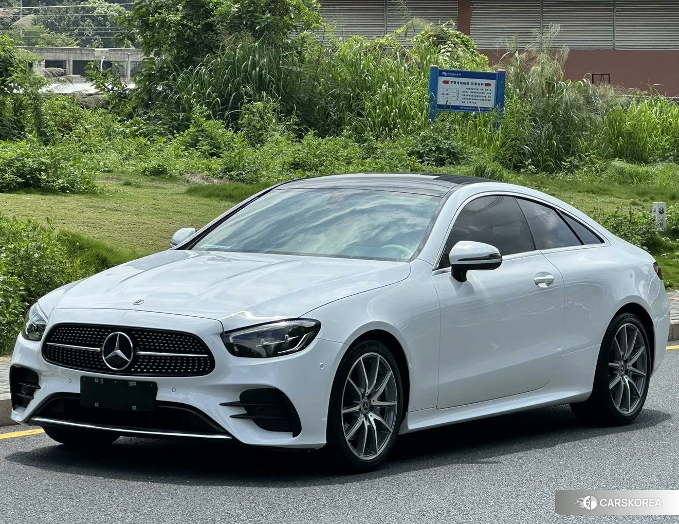 Mercedes-Benz E-Class 2021 Белый из Китая, фото 6