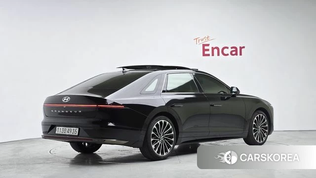 Hyundai Grandeur Hybrid (GN7) id 5045985 из Кореи 12