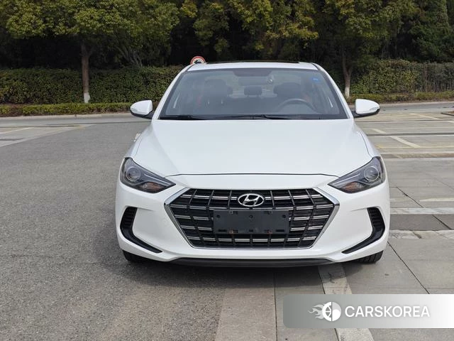 Hyundai Elantra 2020 Белый из Китая, фото 3