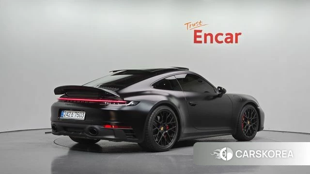Porsche 911(992) id 5021102 из Кореи 12
