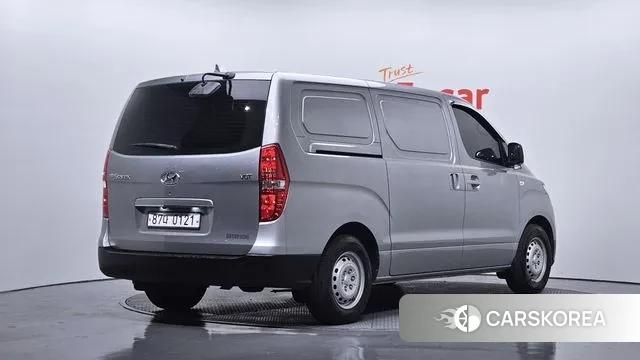 Hyundai The New Grand Starex id 3772416 из Кореи 12