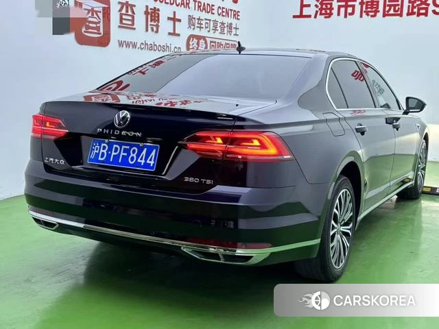 Volkswagen Phideon 2022 Синий из Китая, фото 5