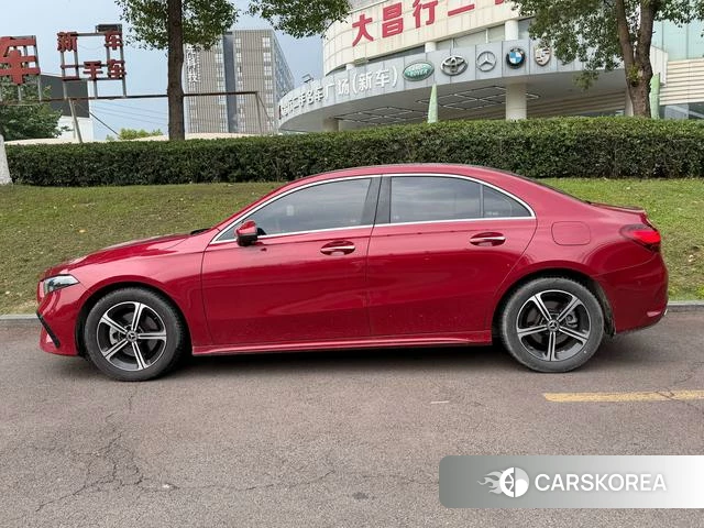 Mercedes-Benz A-Class 2023 Красный из Китая, фото 3