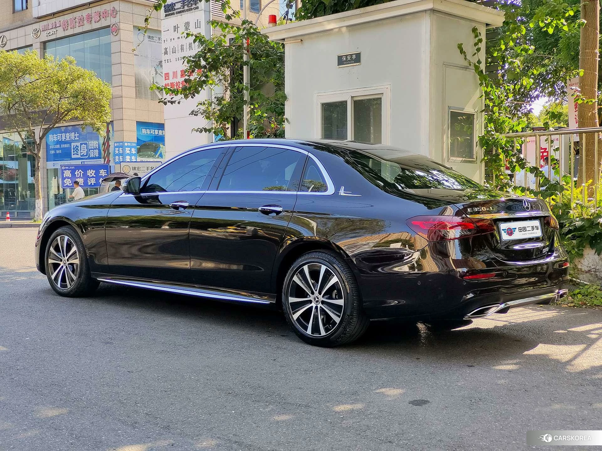 Mercedes-Benz E-Class 2021 Коричневый из Китая, фото 3