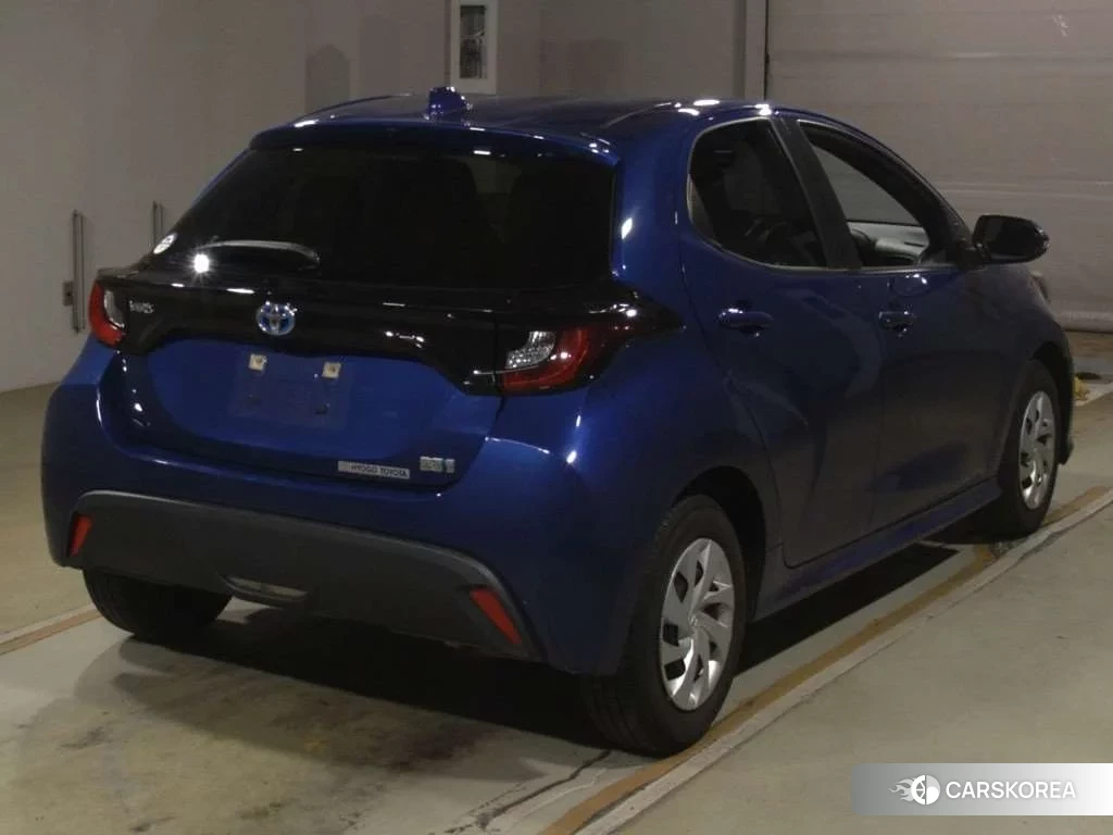 Toyota Yaris 2021 из Японии, фото 2