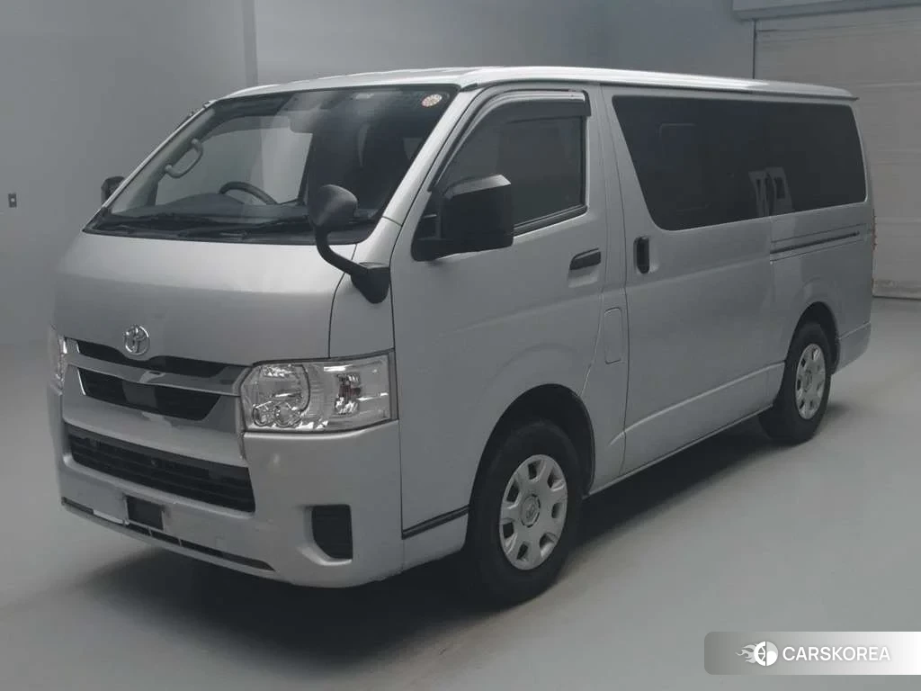 Toyota HiAce Van 2021 из Японии, фото 2