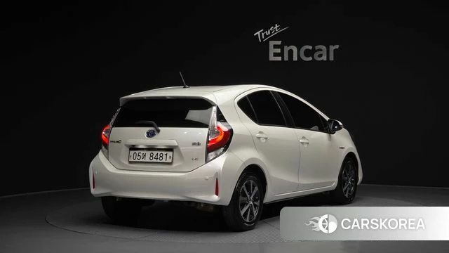 Toyota Prius C id 3879727 из Кореи 12