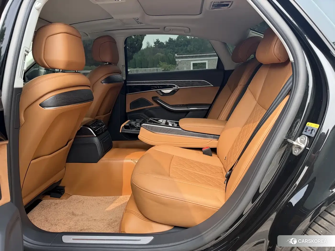 Audi A8 2024 Черный из Китая, фото 6