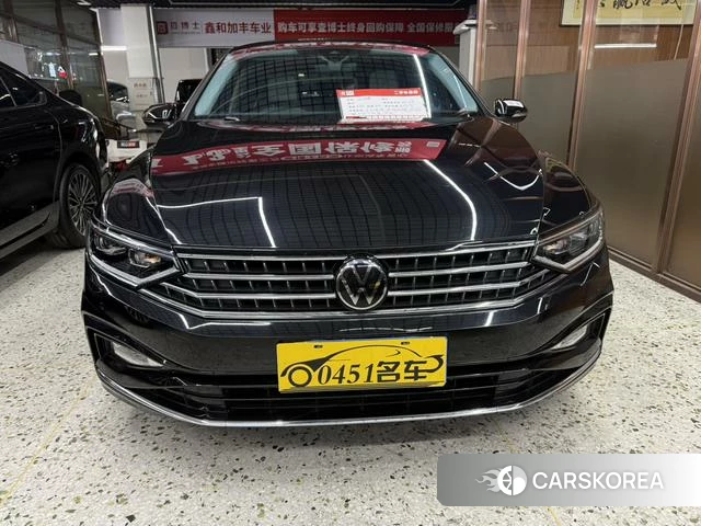 Volkswagen Magotan 2023 Черный из Китая, фото 2