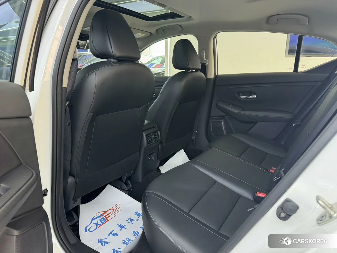 Nissan Sylphy 2023 Белый из Китая, фото 4