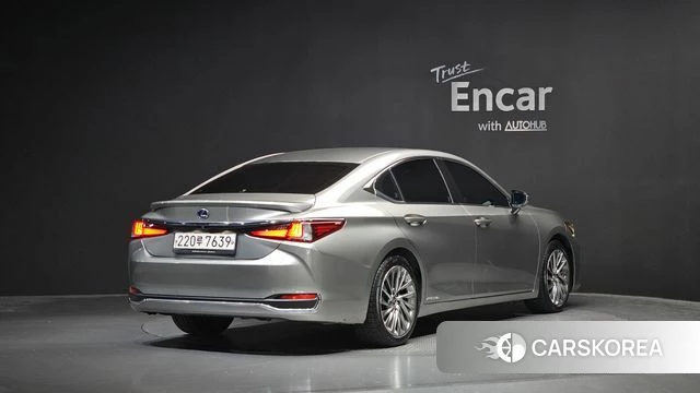 Lexus ES300h 7th generation id 5041901 из Кореи 12