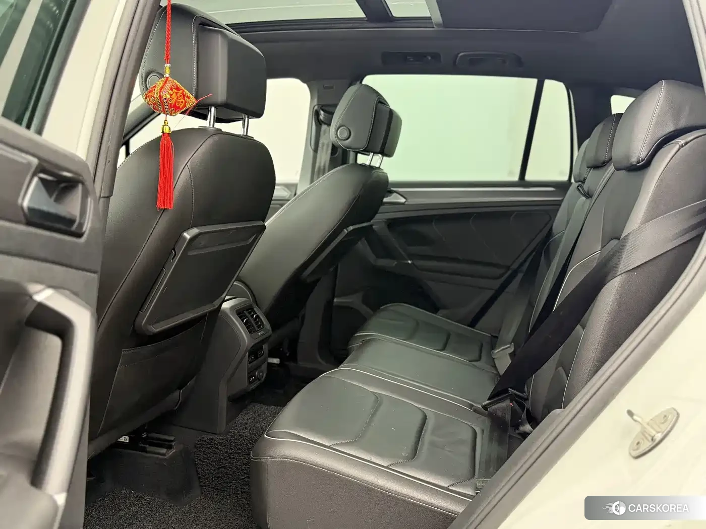 Volkswagen Tiguan L 2018 Белый из Китая, фото 2