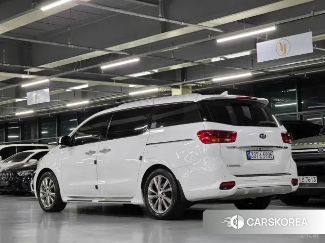 Kia The New Carnival id 5018396 из Кореи 12