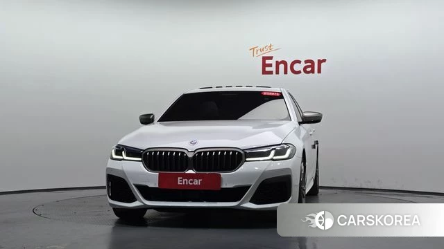 BMW 5 Series (G30) id 5002690 из Кореи 12