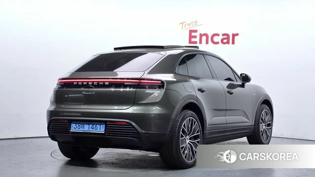 Porsche Makan EV id 4533159 из Кореи 12