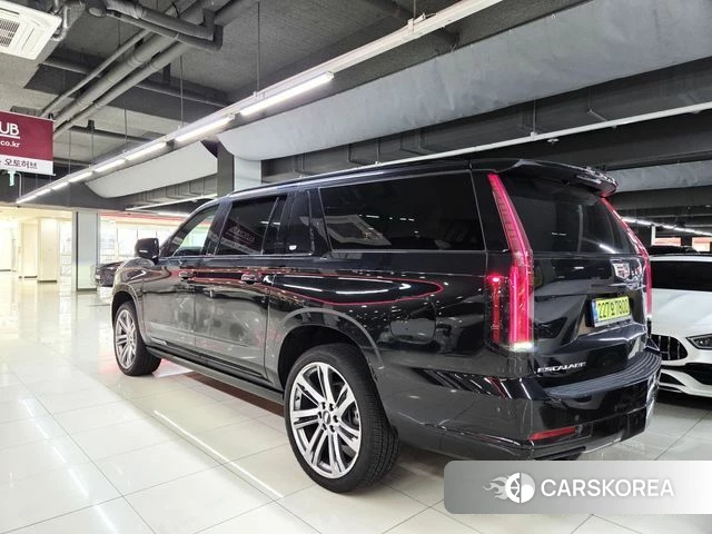 Cadillac Escalade 5th Generation 2025 Черный из Кореи, фото 2