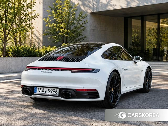 Porsche 911(992) id 4990532 из Кореи 12