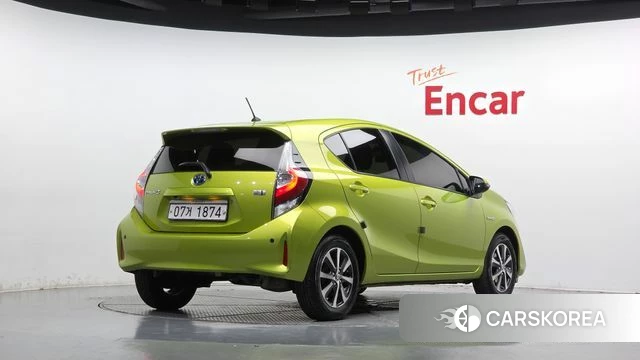 Toyota Prius C id 5014073 из Кореи 12