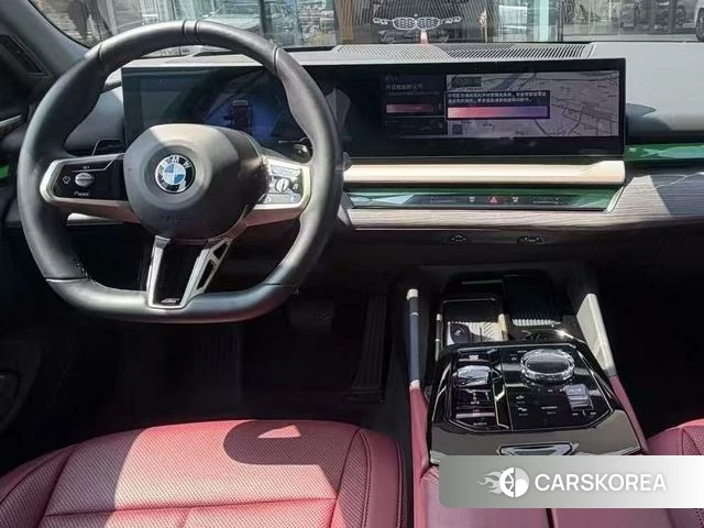 BMW 5 series 2025 Черный из Китая, фото 2