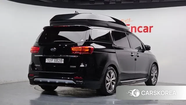 Kia The New Carnival id 3703624 из Кореи 12