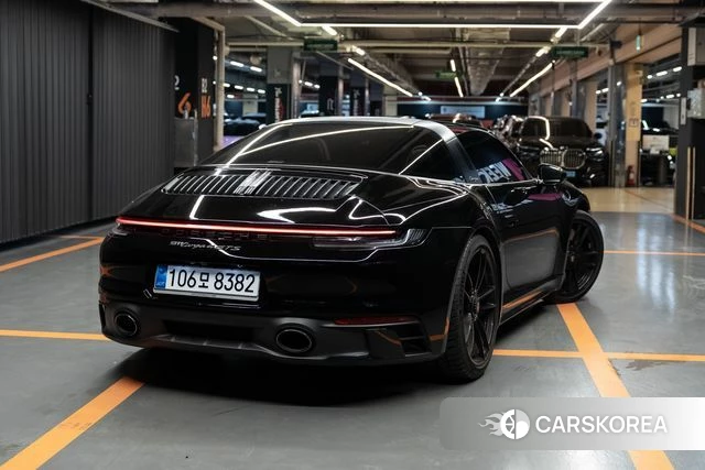 Porsche 911(992) 2022 Серебристо-серый из Кореи, фото 4
