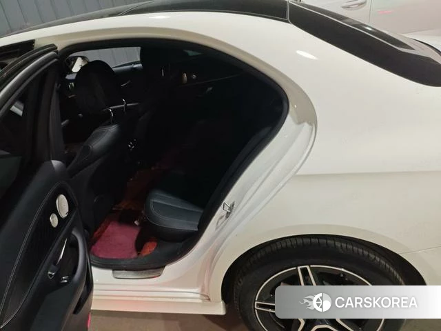 Mercedes-Benz E-Class 2021 Белый из Китая, фото 4