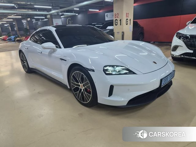 Porsche Taycan id 4654044 из Кореи 12