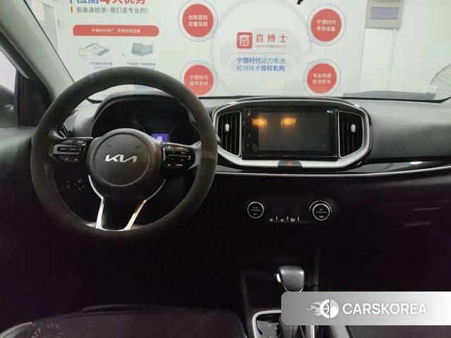 Kia KX1 2021 Белый из Китая, фото 5