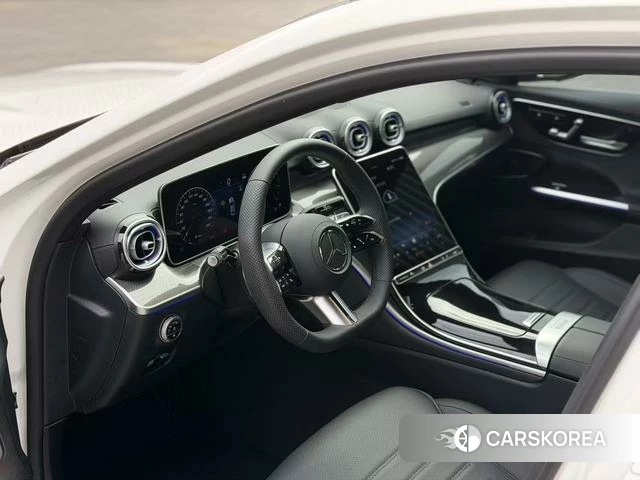 Mercedes-Benz C-class 2025 Белый из Китая, фото 2