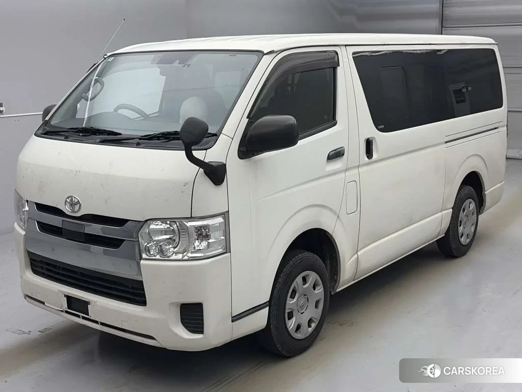 Toyota HiAce Van 2018 из Японии, фото 2