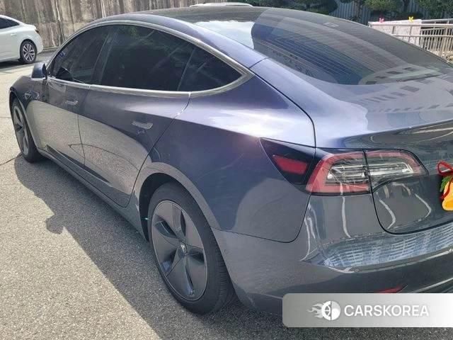 Tesla Model 3 2020 Серый из Кореи, фото 2
