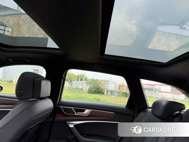Audi A6 2021 Черный из Китая, фото 2