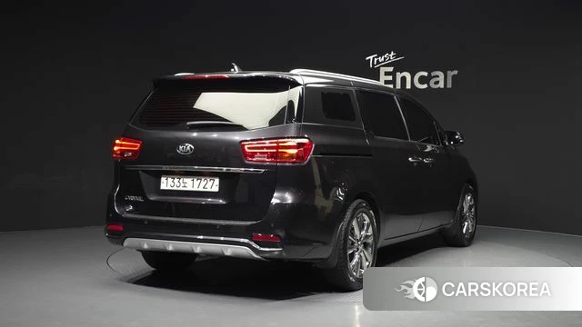 Kia The New Carnival id 4948515 из Кореи 12